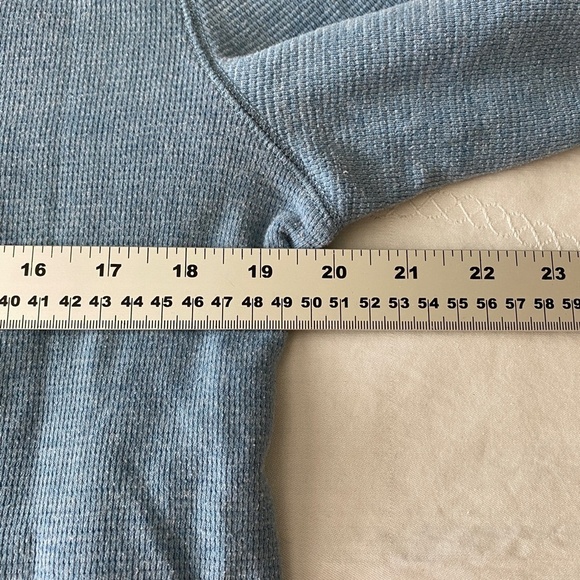 American Eagle Men's Pale Blue Long Sleeve Tight Waffle Knit LS T-Shirt Medium - Picture 10 of 13